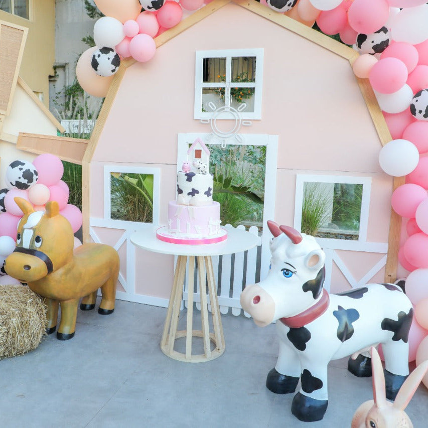 farm birthday party theme